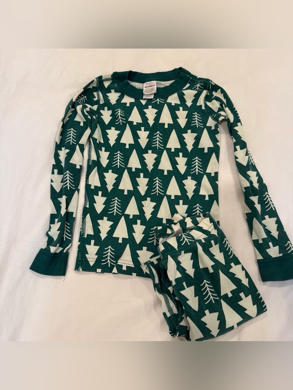 Hanna Andersson Green and White Tree Print Kids Pajama Set size 6-7